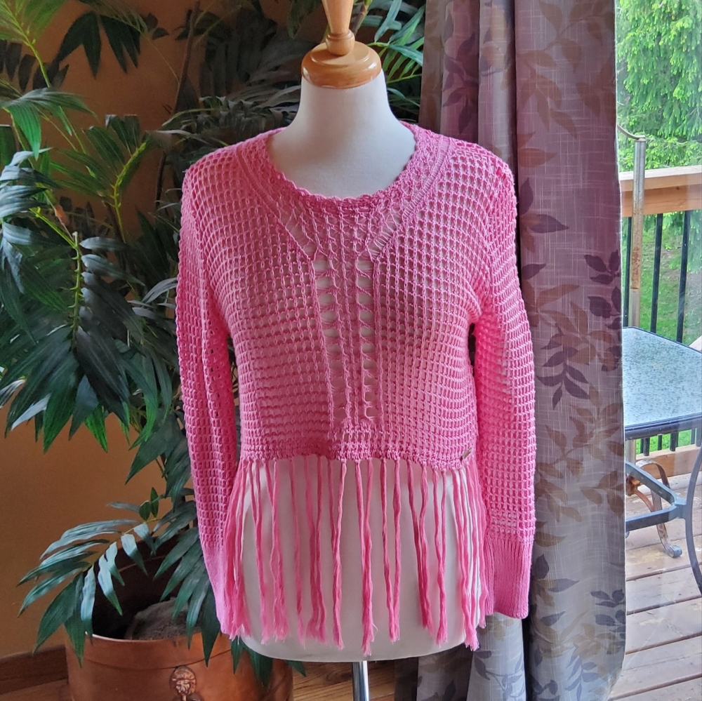 Pink Crochet Crew Neck Sweater with Fringes